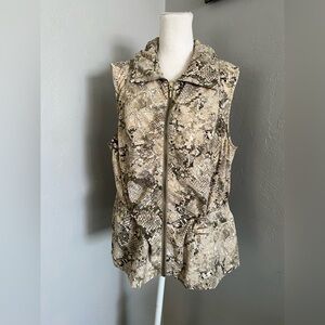 Zenergy by CHICO’S Snake Print Sleeveless Vest size 3